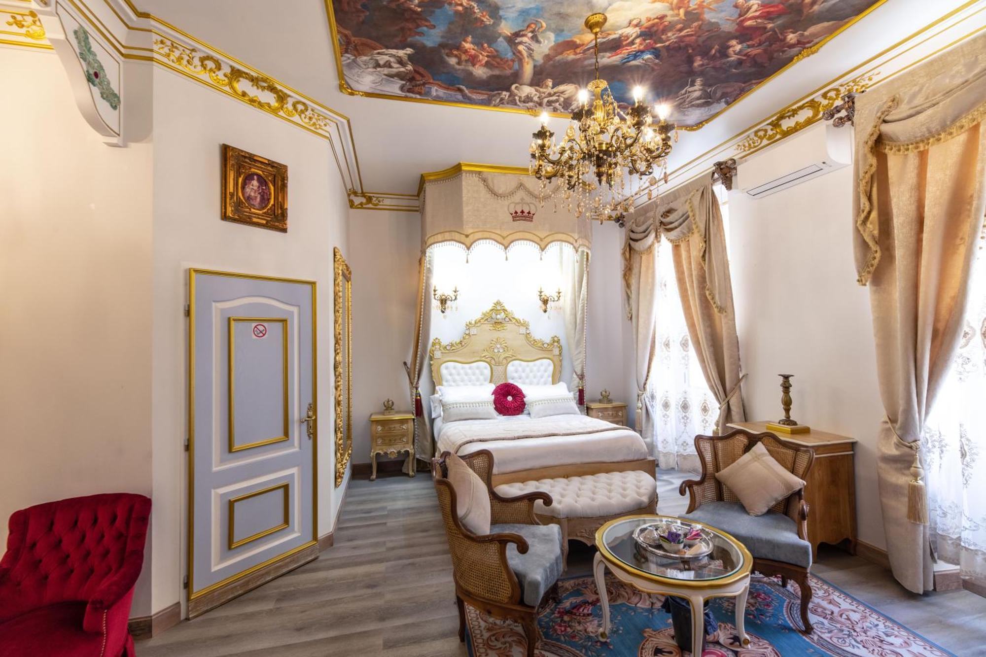 Апарт-отель Royale Maison De L'eglise Du Couvent